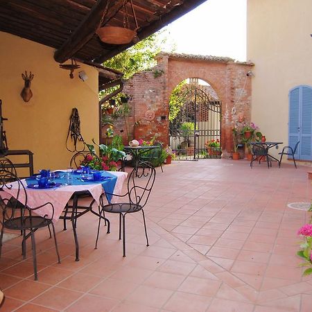Il Colombaio, Siena -Appartamenti E Camere- Isola d'Arbia Ngoại thất bức ảnh