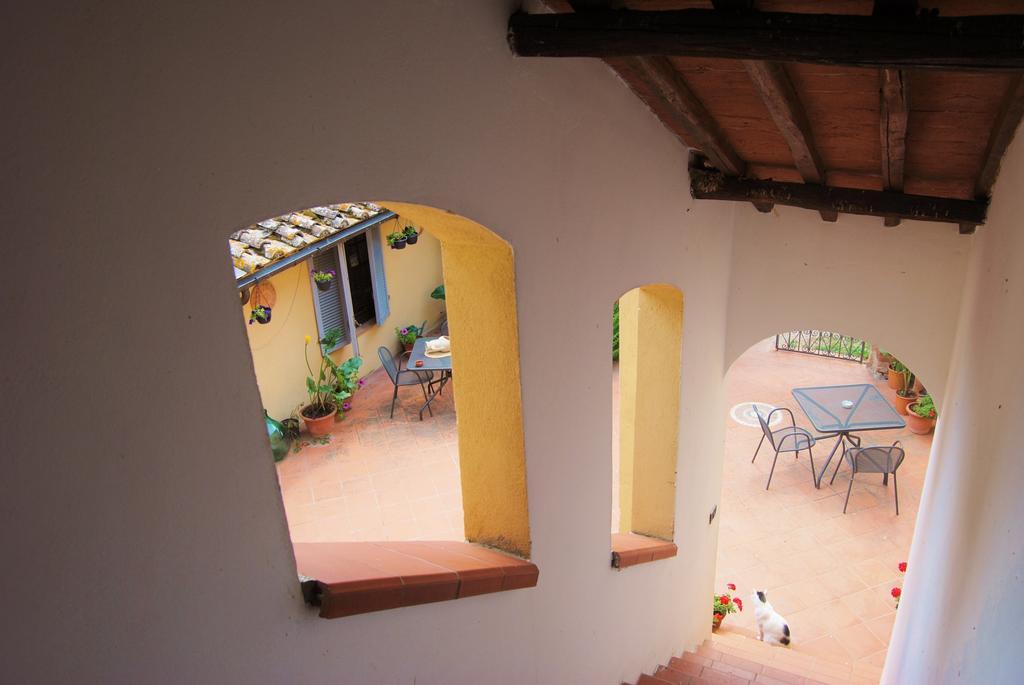 Il Colombaio, Siena -Appartamenti E Camere- Isola d'Arbia Ngoại thất bức ảnh