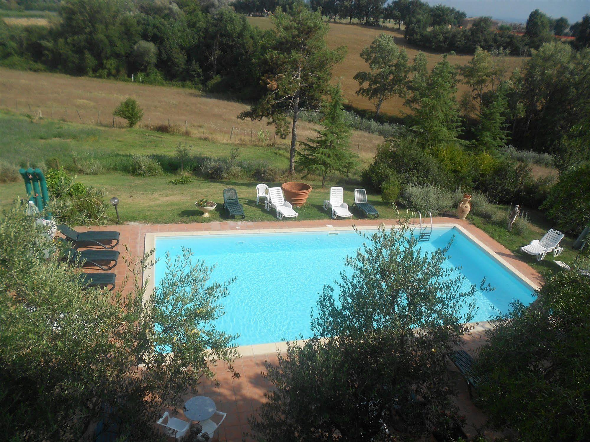 Il Colombaio, Siena -Appartamenti E Camere- Isola d'Arbia Ngoại thất bức ảnh